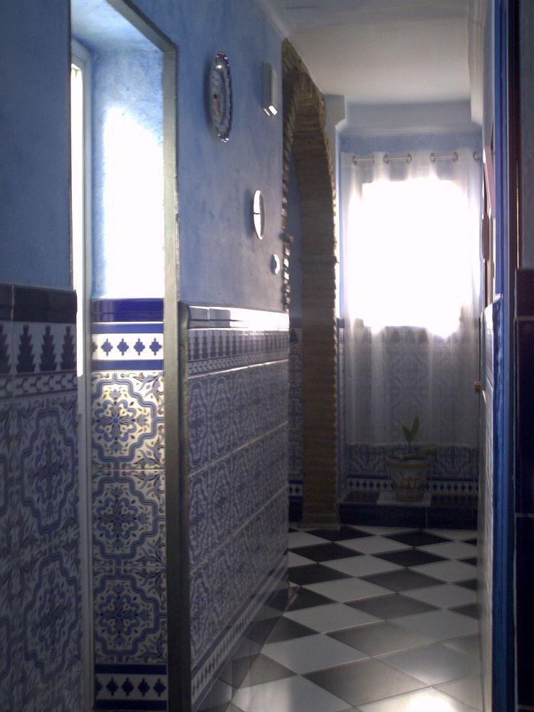 סביליה Hostal Lis מראה חיצוני תמונה
