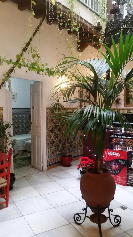 סביליה Hostal Lis מראה חיצוני תמונה