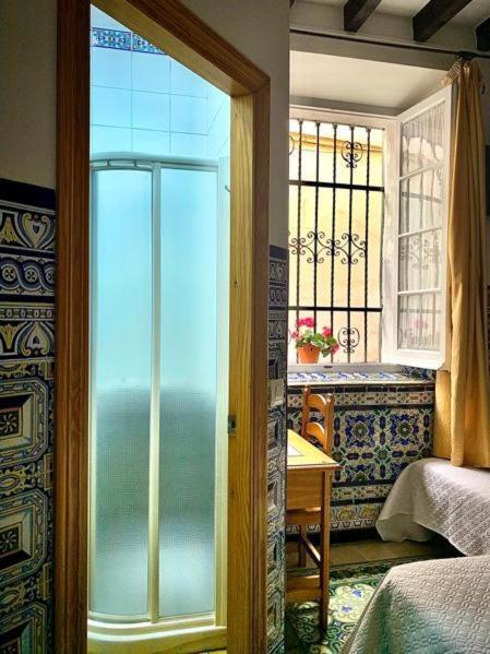 סביליה Hostal Lis מראה חיצוני תמונה