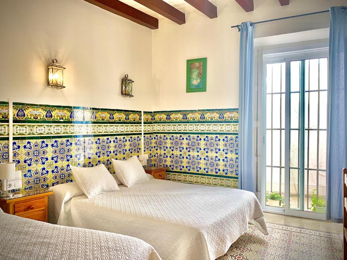 סביליה Hostal Lis מראה חיצוני תמונה