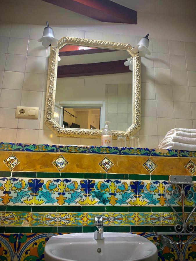 סביליה Hostal Lis מראה חיצוני תמונה