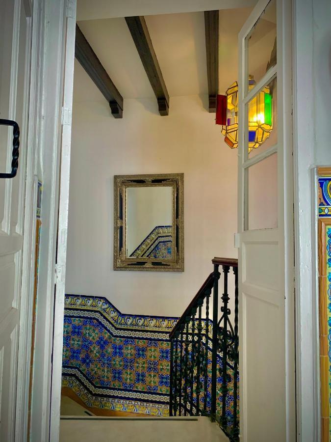 סביליה Hostal Lis מראה חיצוני תמונה